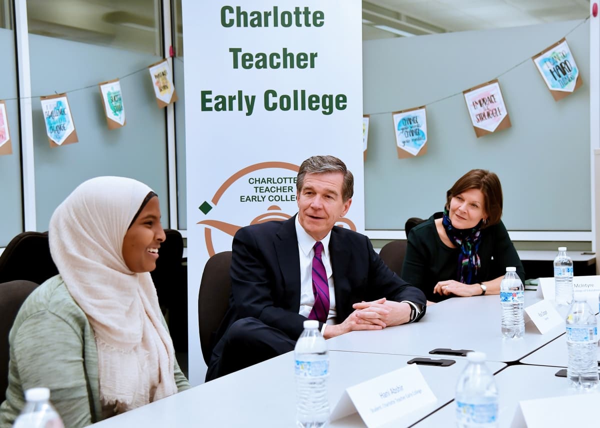 Gov. Roy Cooper led an education roundtable during a visit to campus.